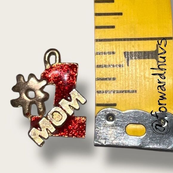 Bundle Sale 3 for $15 | #1 MOM Enamel Pendant – Red Glitter & Gold - Picture 4 of 6